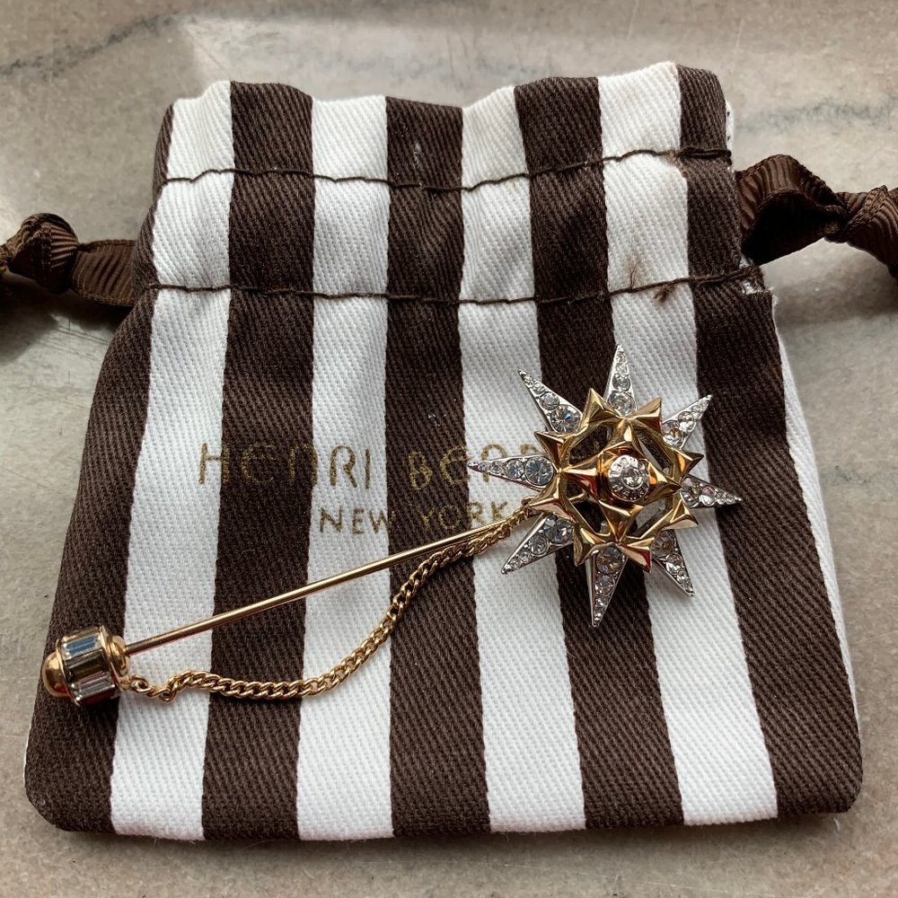 RARE Henri Bendel Bond St. Stick Pin
